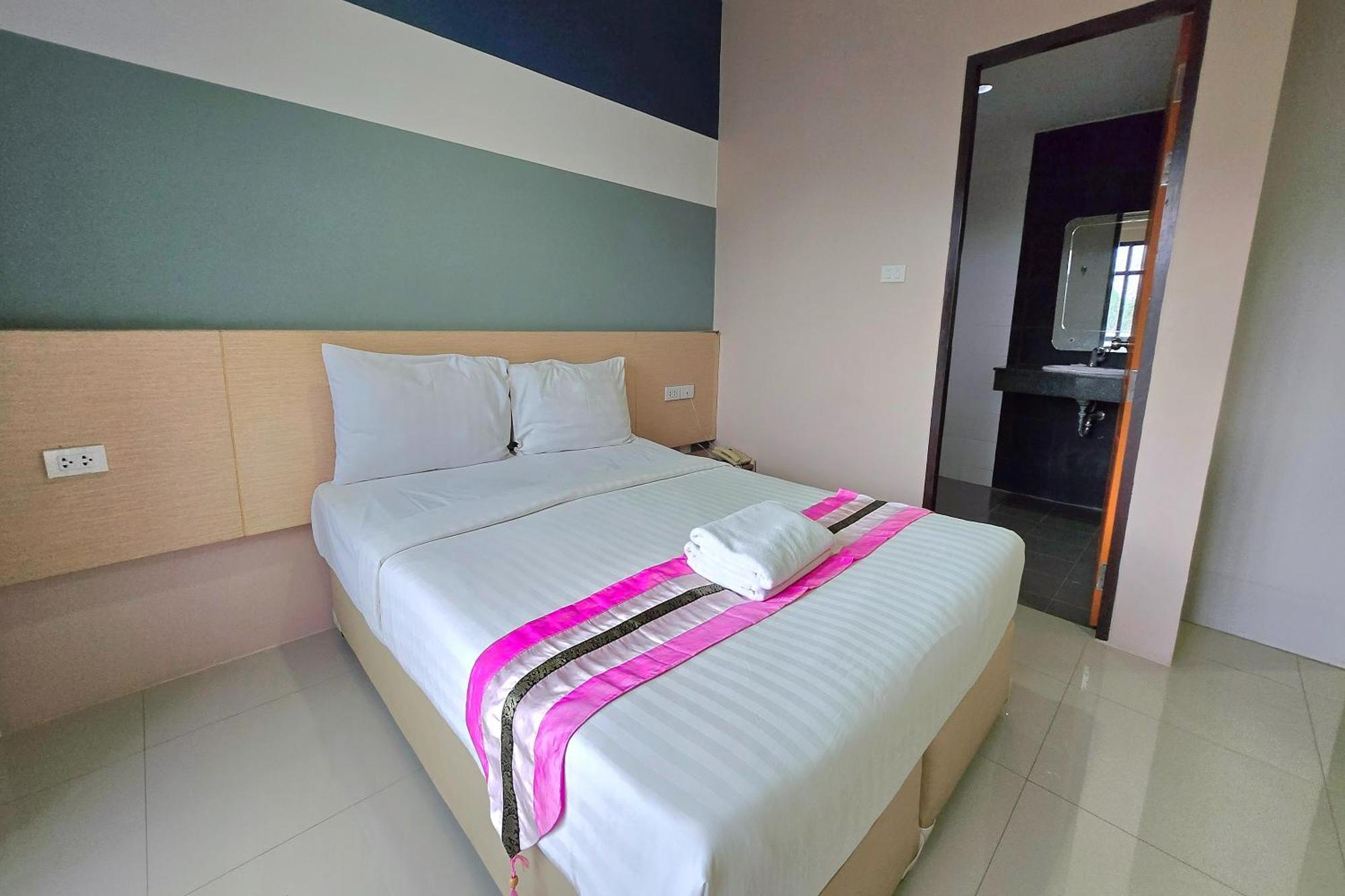 Jj Residence Phuket Town Exterior photo