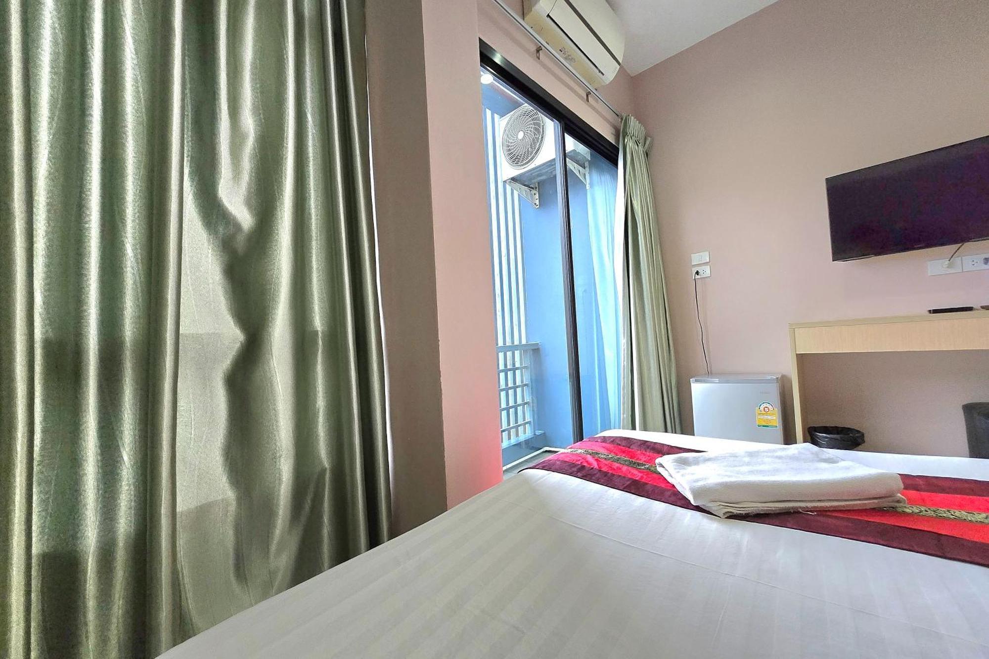 Jj Residence Phuket Town Exterior photo